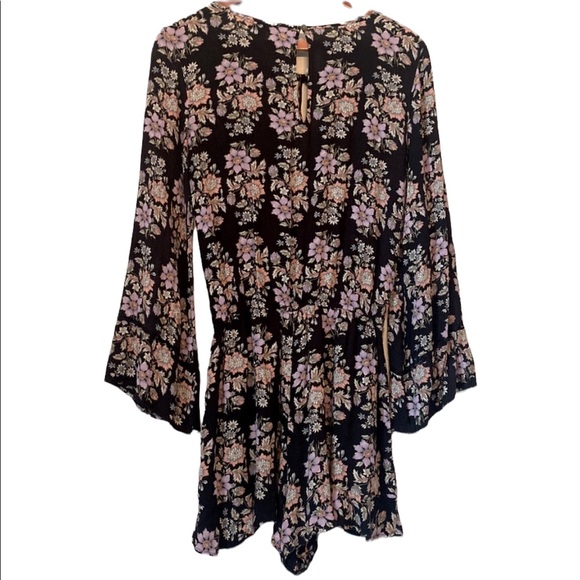 American Eagle Outfitters Floral Print Shorts Romper - Picture 6 of 13